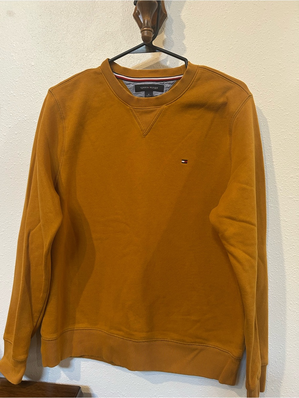 Tommy Hilfiger Crewneck Sweatshirt in Mustard Gold